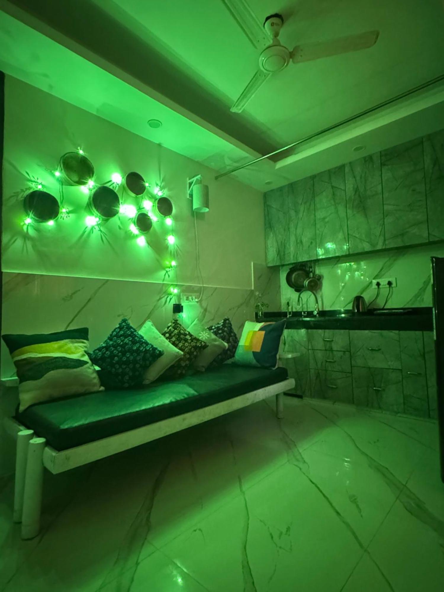 Comfort Corner- Private For Long New Delhi